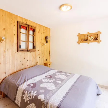 Edelweiss Apartment *